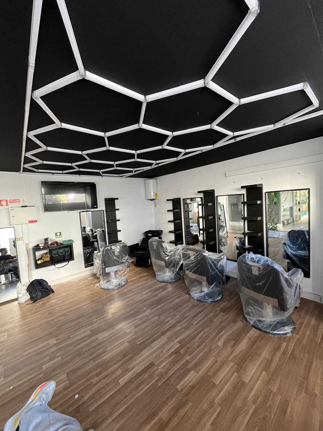 Barbearia — Espaço Comercial